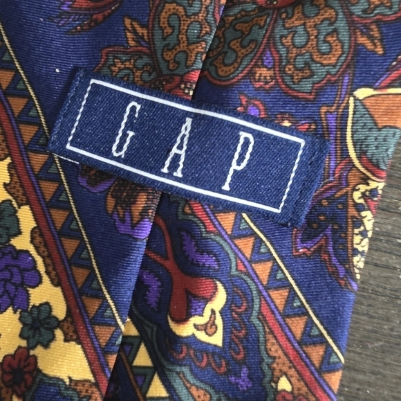 Vintage Gap Silk Colorful Floral Wearable Art Neck Tie - Picture 3 of 6